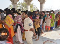 Maha shivratri, crowd of devotees-1