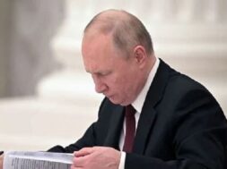 PUTIN REVOI.IN