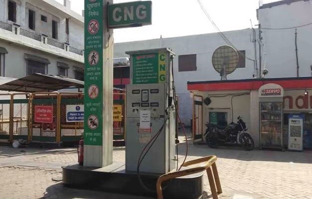 ગુજરાતમાં CNG પંપ સંચાલકોની શુક્રવારથી હડતાળ, લાખો વાહનોને અસર પડશે