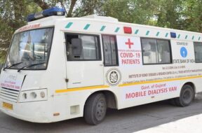 mobile-dialysis van-1