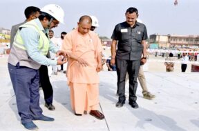 CM YOGI REVOI.IN