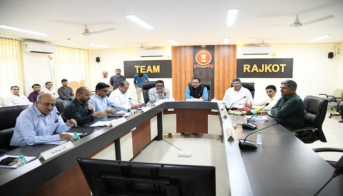 રાજયમાં ૩ લાખ શિક્ષકો અને ૪૦ હજાર શાળાઓ ભૂલકાંઓના શિક્ષણ માટે કાર્યરતઃ જીતુભાઈ વાઘાણી