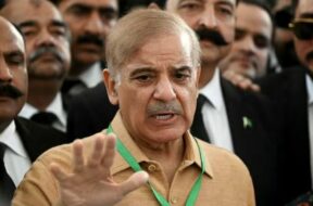 pak pm