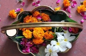 puja-flowers-main_g