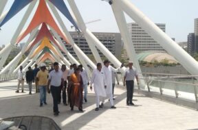 foot overbridge ahmedabad