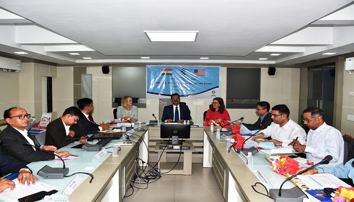 લોકોના સ્વાસ્થ્ય સંદર્ભેની કામગીરી અંગે  USFDA અને FDCA વચ્ચે વિચાર-વિમર્શ કરાયો