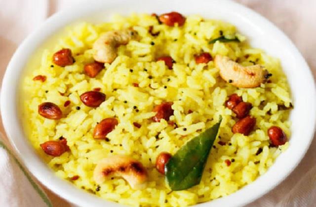 રાત્રે વધેલા ભાતમાંથી બનાવો ટેસ્ટી Lemon Rice