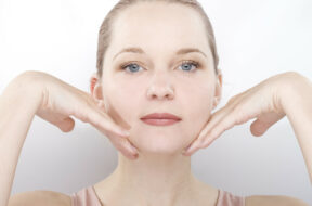 Anti-Aging-Facial-Exercises