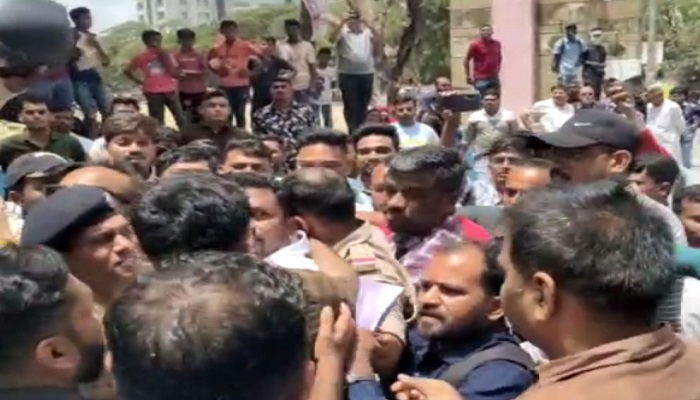જેટકો સામે વિરોધ પ્રદર્શન કરાતાં ધારાસભ્ય સહિત કોન્ટ્રાક્ટ પરના કર્મચારીઓની અટકાયત