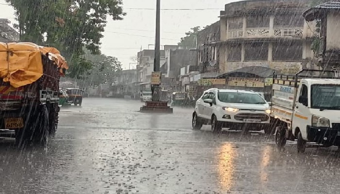 ગુજરાતમાં ભારે વરસાદની આગાહીને લીધે તંત્રને એલર્ટ કરાયુ, માછીમારોને દરિયો ન ખેડવા ચેતવણી