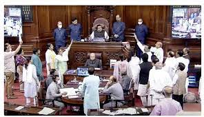 સંસદમાં હંગામા પર રાજ્યસભામાં વિપક્ષના 19 સાંસદો એક અઠવાડિયા માટે સસ્પેન્ડ કરાયા
