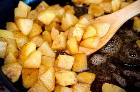600-Split-pea-soup-fried-potatoes-truffle-oil-4-1