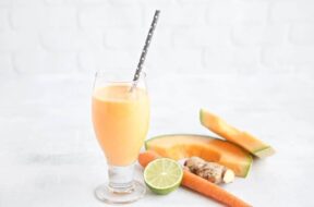 Cantaloupe-ginger-smoothie-edited-half-3