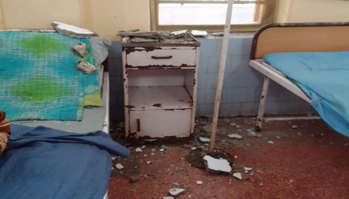ભાવનગરના મહુવાની સરકારી હોસ્પિટલના સિલિંગમાંથી પડતા ગાબડાંથી દર્દીઓમાં ભય
