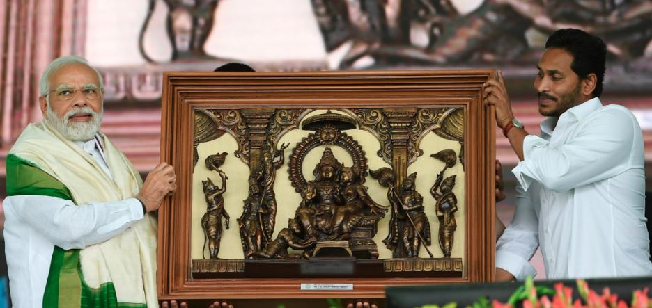 નવું ભારત આપણા સ્વાતંત્ર્ય સેનાનીઓના સપનાનું ભારત હોવું જોઈએ: PM