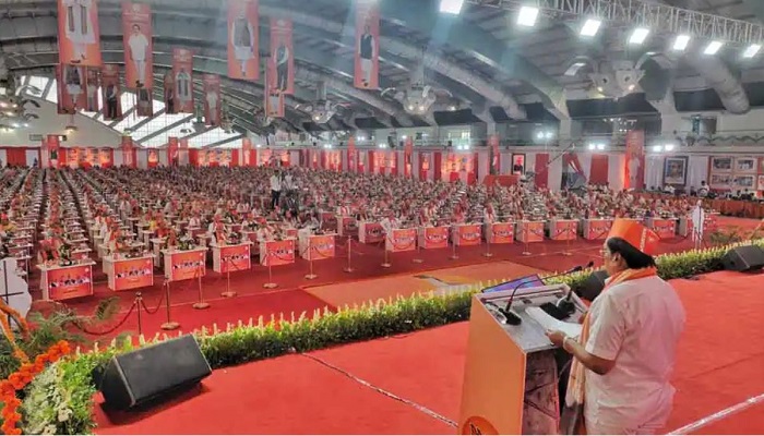 વિધાનસભાની ચૂંટણીમાં ટિકિટ માટે ખોટી દોડાદોડી ન કરતા, મોદી અને શાહ તમામને ઓળખે છેઃ પાટિલ