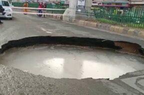bhuvo on road