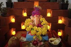 ગણેશ સ્થાપના કરતા વખતે ગણેશજીના પંડાલને સજાવવા માટે જોઈલો આ ટિપ્સ