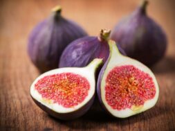 figs-on-a-table-that-may-be-beneficial-to-health