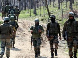 hizbul-jawans-mujahideen-during-encounter-encounter-terrorists_e02e4142-a225-11ea-b043-295af9ca78f2