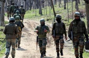 hizbul-jawans-mujahideen-during-encounter-encounter-terrorists_e02e4142-a225-11ea-b043-295af9ca78f2