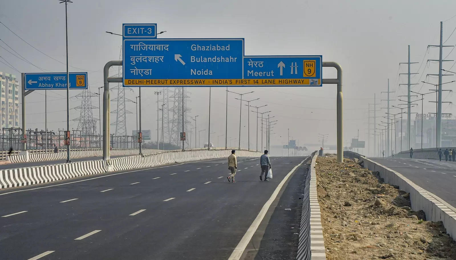 દિલ્હી-NCRમાં આ વાહનો પર 20 હજારનું ચલણ,અકસ્માતોના બનાવોને લઈને પોલીસે લીધો નિર્ણય