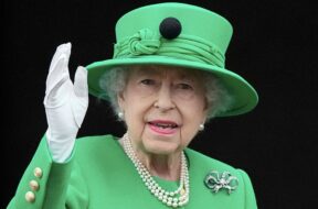 f6a04be_queen-elizabeth-reuters-1200_625x300_12_June_22