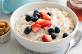 health-benefits-of-oatmeal-1440×810