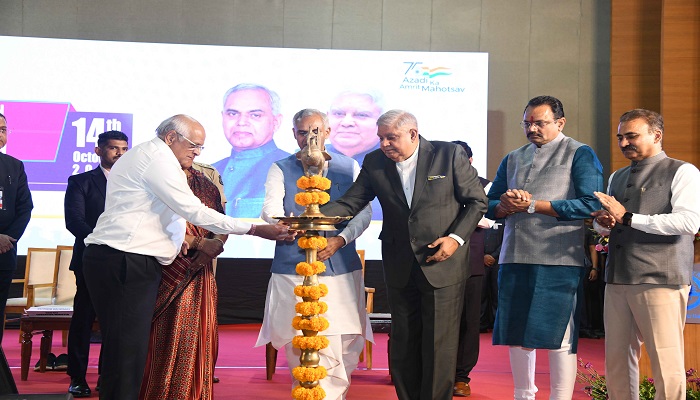 દેશમાં નવી રાષ્ટ્રીય શિક્ષણ નીતિથી યુવાઓને વૈશ્વિક સ્તરે રોજગારી ઉપલબ્ધ થશે: ઉપરાષ્ટ્રપતિ