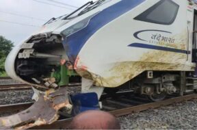 vande bharat train accident