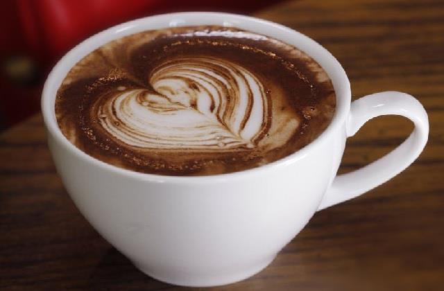 શિયાળામાં ડાર્ક ચોકલેટ કોફી બનાવીને પીઓ,જાણો સરળ રેસિપી