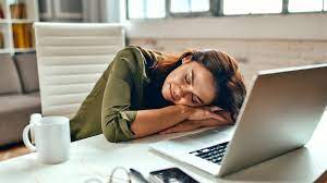 તમારી 10 મિનિટની ઊંઘ ઓફિસમાં કામ આવતો કંટાળો ભગાવે છે