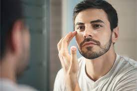 પુરુષોએ પોતાની ત્વચાની સંભાળ માટે કેટલીક ટિપ્સ રોજ કરવી જોઈએ ફોલો