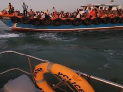 dwarka boat