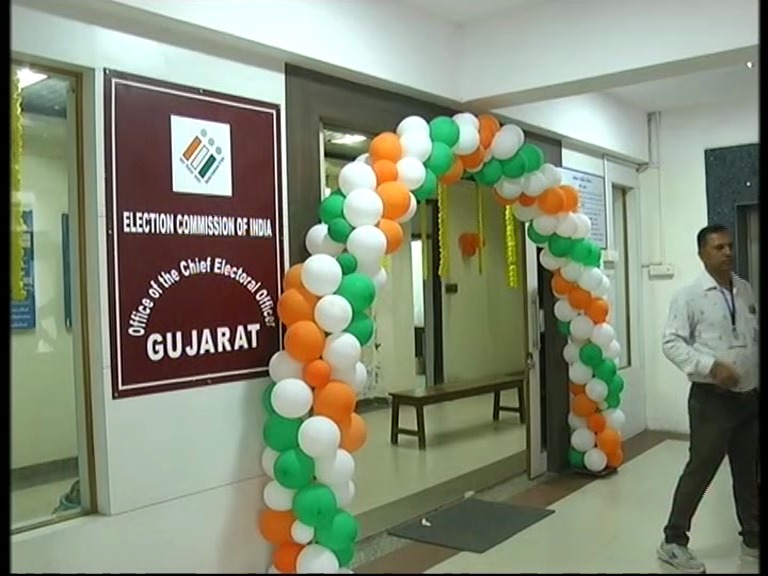 અમદાવાદમાં કેન્દ્રિય ઈલેક્શન કમિશન દ્વારા 5 રાજ્યોના ચૂંટણી અધિકારીઓની કોન્ફરન્સ યોજાઈ