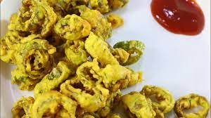 કિચન ટિપ્સઃ- શિયાળાની સાંજે બનાવો કેપ્સિકમ મરચાના આ ગરમા ગરમ ચકરી ભજીયા