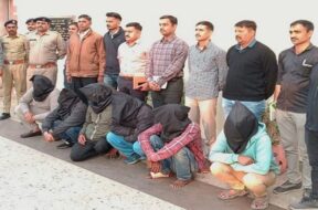 limbadi, robber gang caught