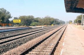 railway station,dhoraji