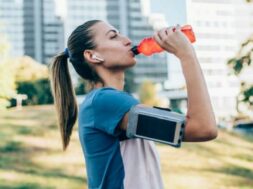 2023_2image_10_42_391881468mainenergydrink-ll