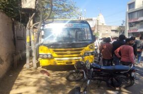 accident, rajkot school bus