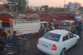 bhavnagar, market yard, trafic jaam