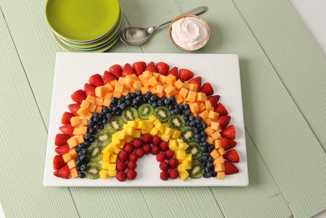 ઉનાળામાં ઠંડક અને સ્વસ્થ રાખવાનું કામ કરશે Rainbow Fruit Salad,નોંધી લો રેસીપી