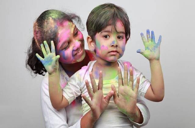 રંગોના તહેવાર પર બાળકોને શીખવો જીવનના પાઠ,આ બાબતો તેમને માર્ગદર્શન આપશે