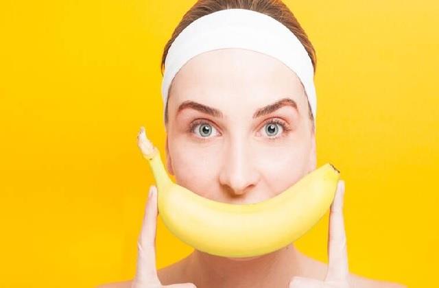 કોમળ ત્વચા માટે આ રીતે ચહેરા પર લગાવો કેળા,ત્વચા Instant Glow થી ચમકશે