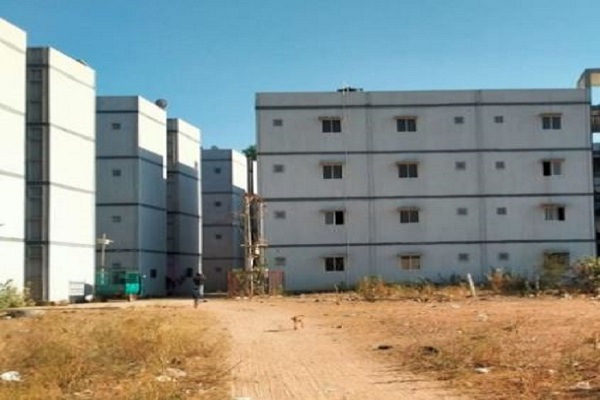 પાલનપુર પાલિકાએ 32 કરોડના ખર્ચે બનાવેલી ગરીબો માટેની આવાસ યોજના 7 વર્ષથી ધૂળ ખાય છે