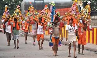 કાવડયાત્રાને લઈને ઉત્તરપ્રદેશની સરાકરે દિશા-નિર્દેશ જારી કર્યા – આ વસ્તુઓ પર લગાવ્યો પ્રતિબંઘ