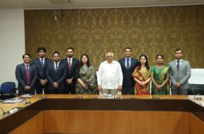 CM PATEL MEET IAS OFFICER