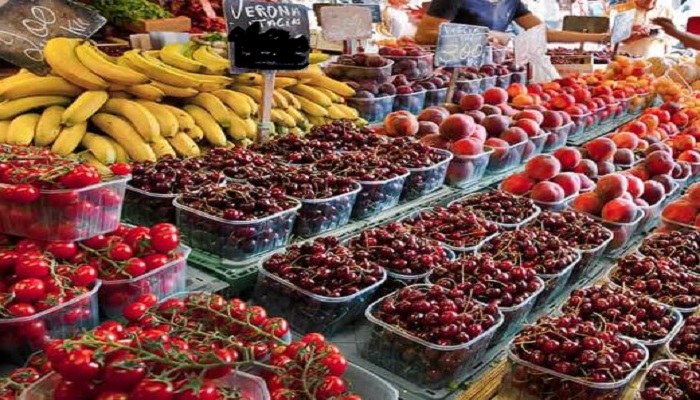 અમદાવાદ સહિત શહેરોમાં લીલા શાકભાજી બાદ ફળોના ભાવમાં પણ તોતિંગ વધારો