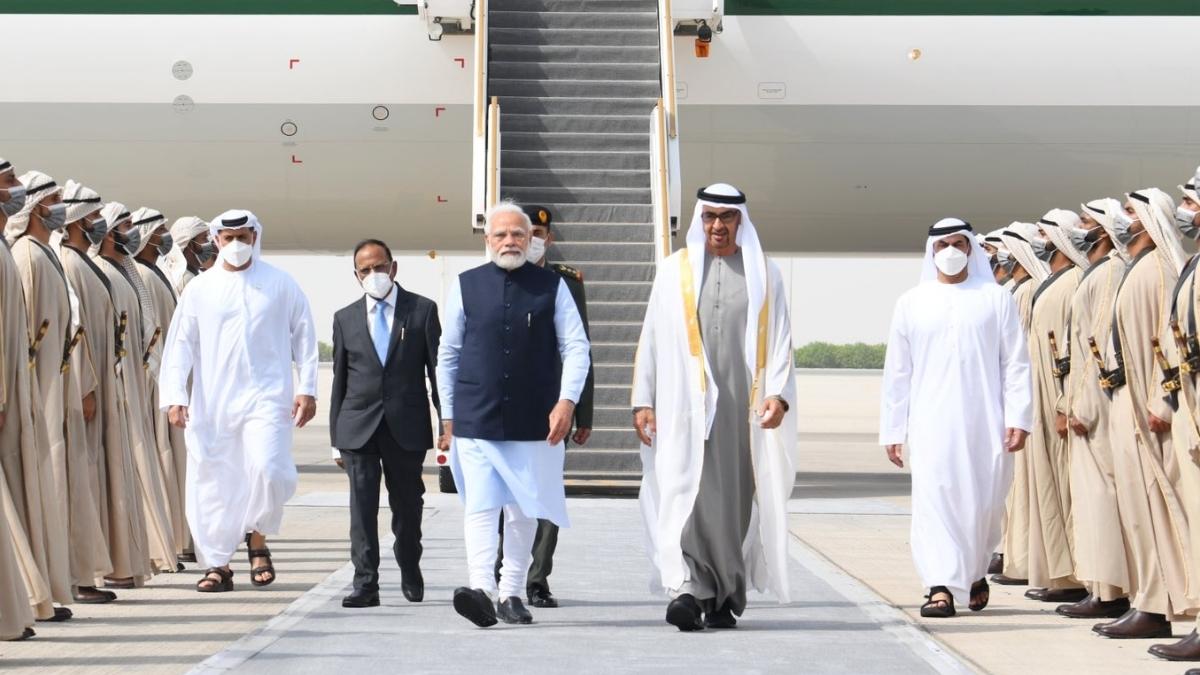 PM મોદી UAE પ્રવાસે પહોંચ્યા,અબુ ધાબી એરપોર્ટ પર થયું ભવ્ય સ્વાગત