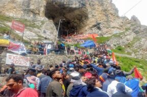 2023_8image_14_04_599839334amarnathyatra-ll